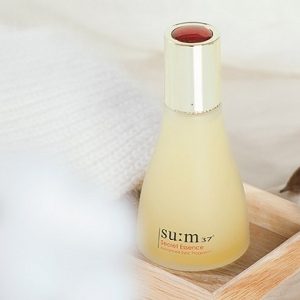 Nước thần cải thiện da sau 7 ngày Su:m37 Secret Essence Fundamental Treatment 80ml